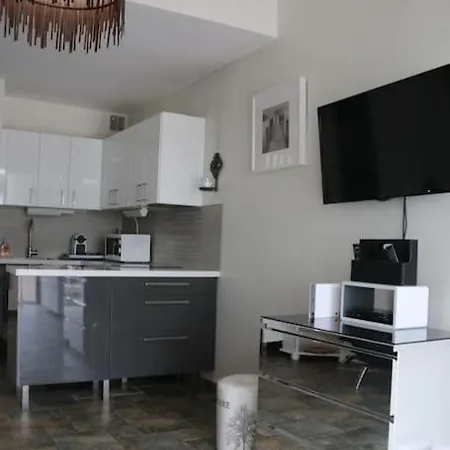 17, Heliovillage Au Village Naturiste Apartamento *