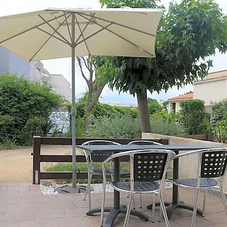 Lejlighed 17, Heliovillage Au Village Naturiste
